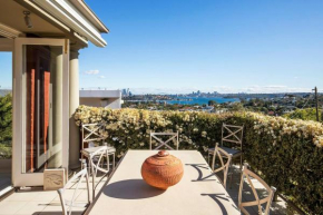 'La Vie en Rose' Grand Living on Sydney Harbour, Sydney